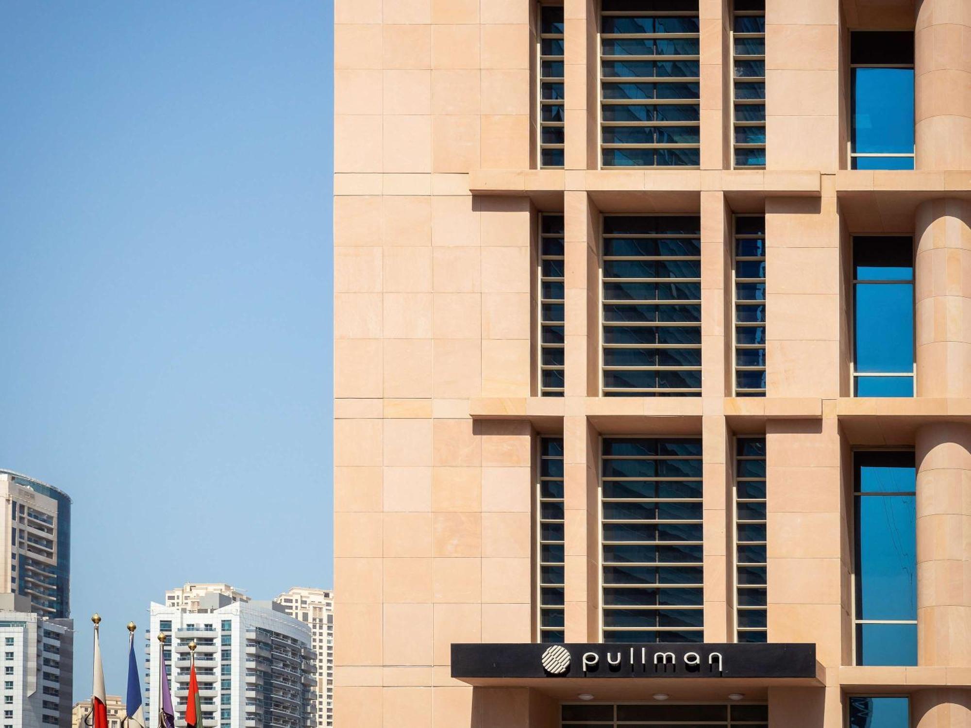 Pullman Dubai Jumeirah Lakes Towers Ngoại thất bức ảnh Pullman Dubai Jumeirah Lakes Towers